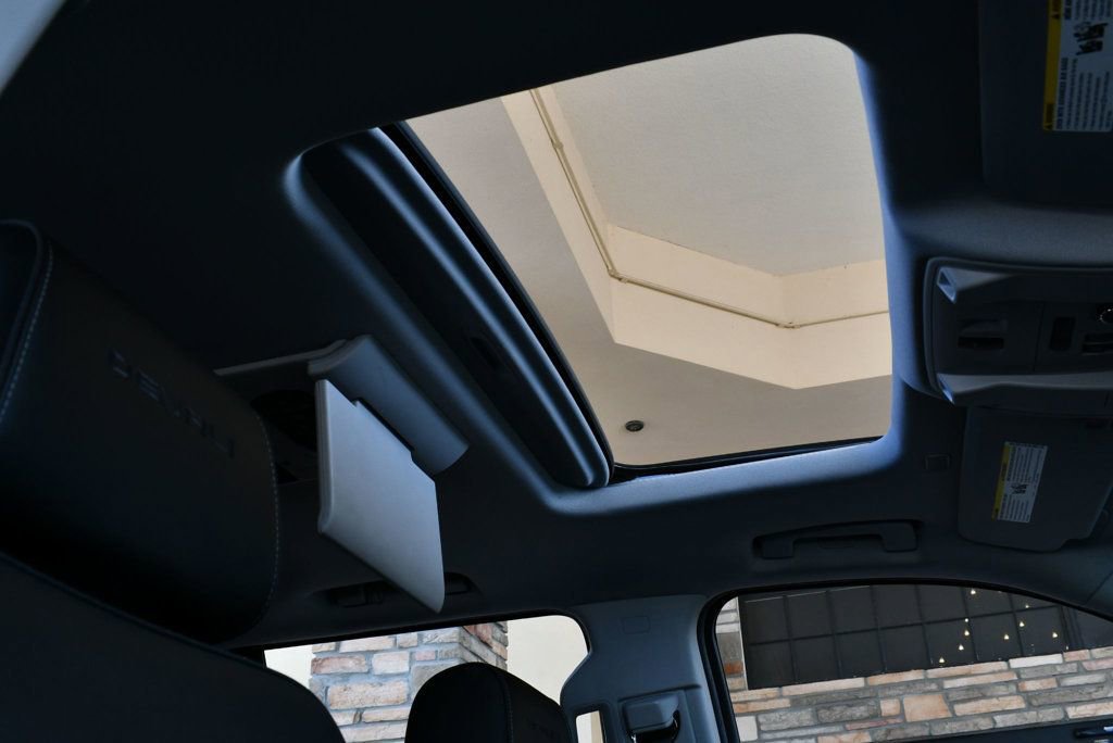 Used 2018 GMC Yukon Denali w/ Denali Ultimate Package image 59