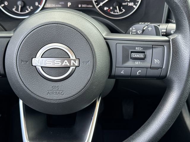 Used 2023 Nissan Rogue S image 16