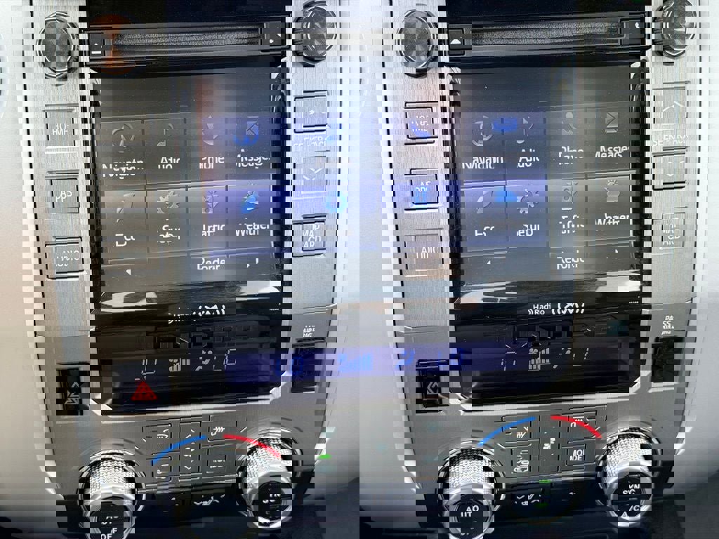 Used 2018 Toyota Tundra Limited image 30