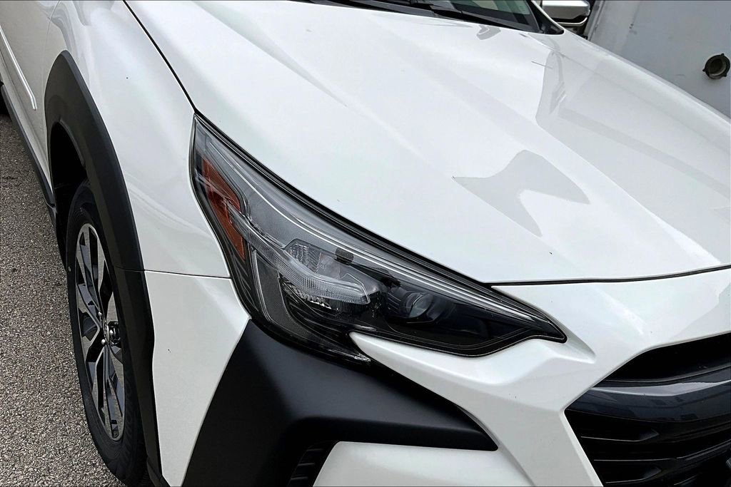 Certified 2025 Subaru Outback Touring w/ Popular Package #2 image 28