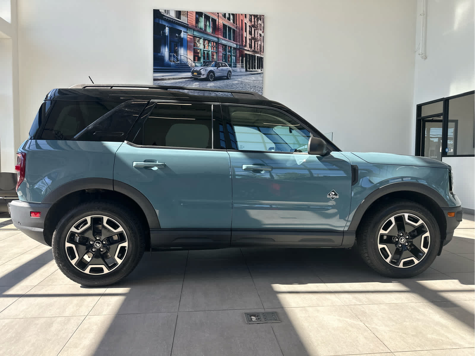 Used 2021 Ford Bronco Sport Outer Banks AWD/4WD image 3