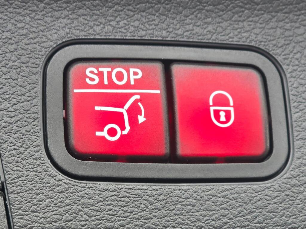 New 2026 Mercedes-Benz GLS 63 AMG 4MATIC image 26