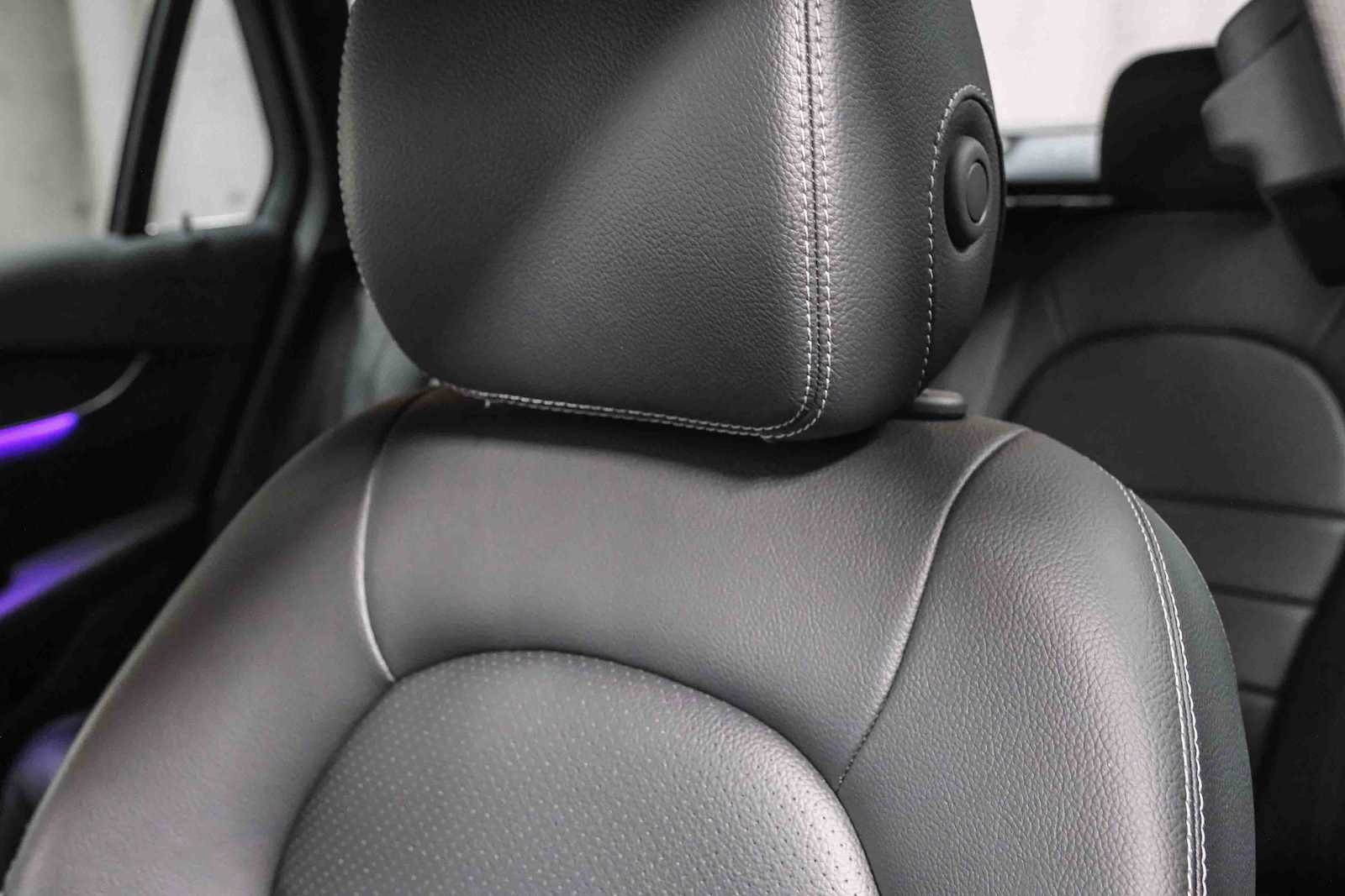 Certified 2022 Mercedes-Benz GLC 300 image 23