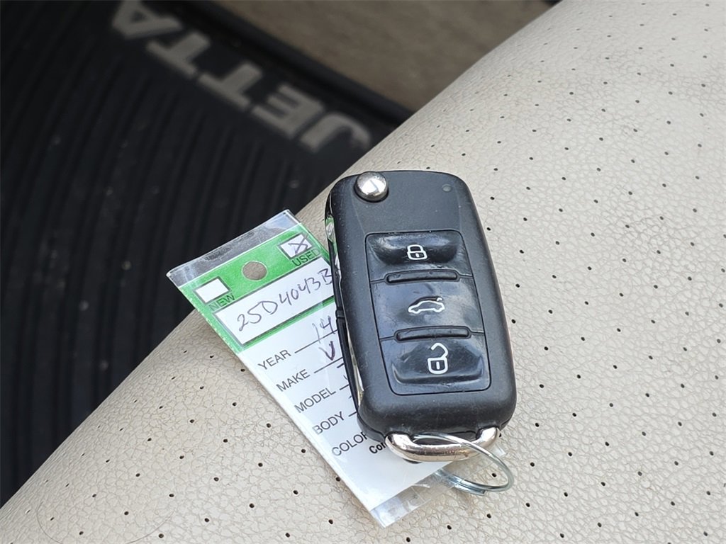 Used 2014 Volkswagen Jetta SE image 34