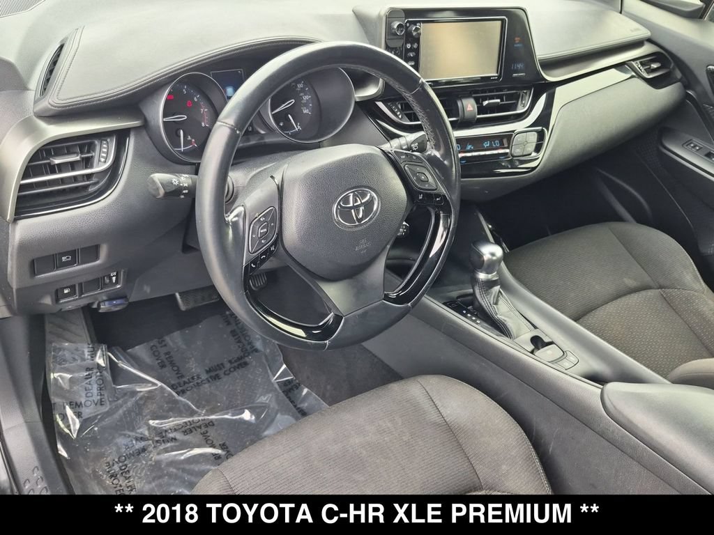 Used 2018 Toyota C-HR XLE FWD image 2