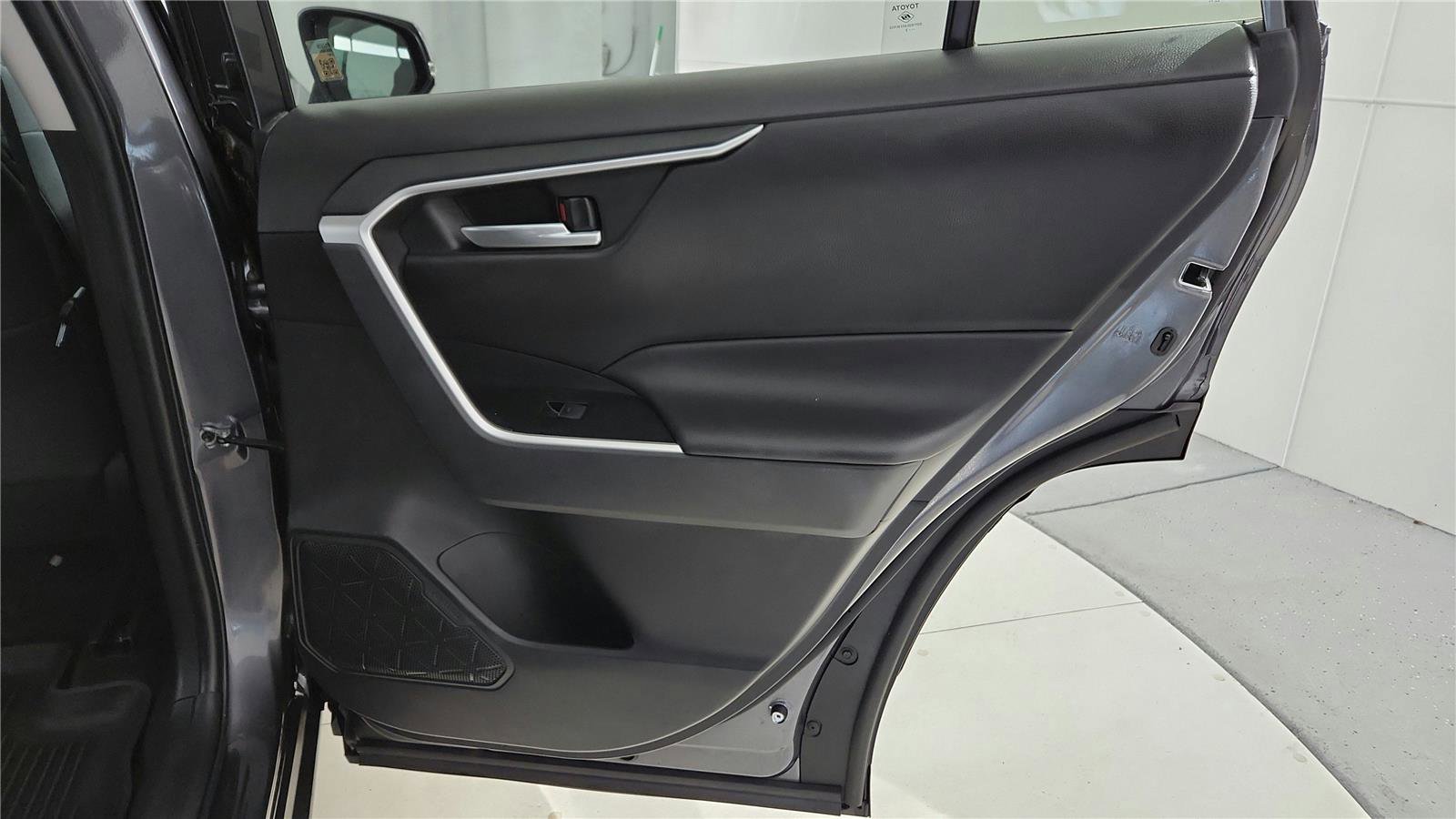 Certified 2023 Toyota RAV4 XLE w/ Convenience Package image 19