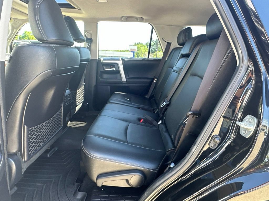Used 2020 Toyota 4Runner Limited AWD/4WD image 32