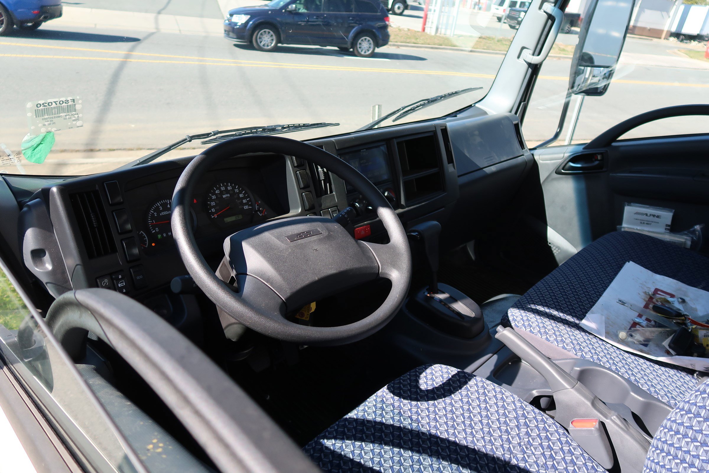 Used 2025 Chevrolet Low Cab Forward RWD image 11