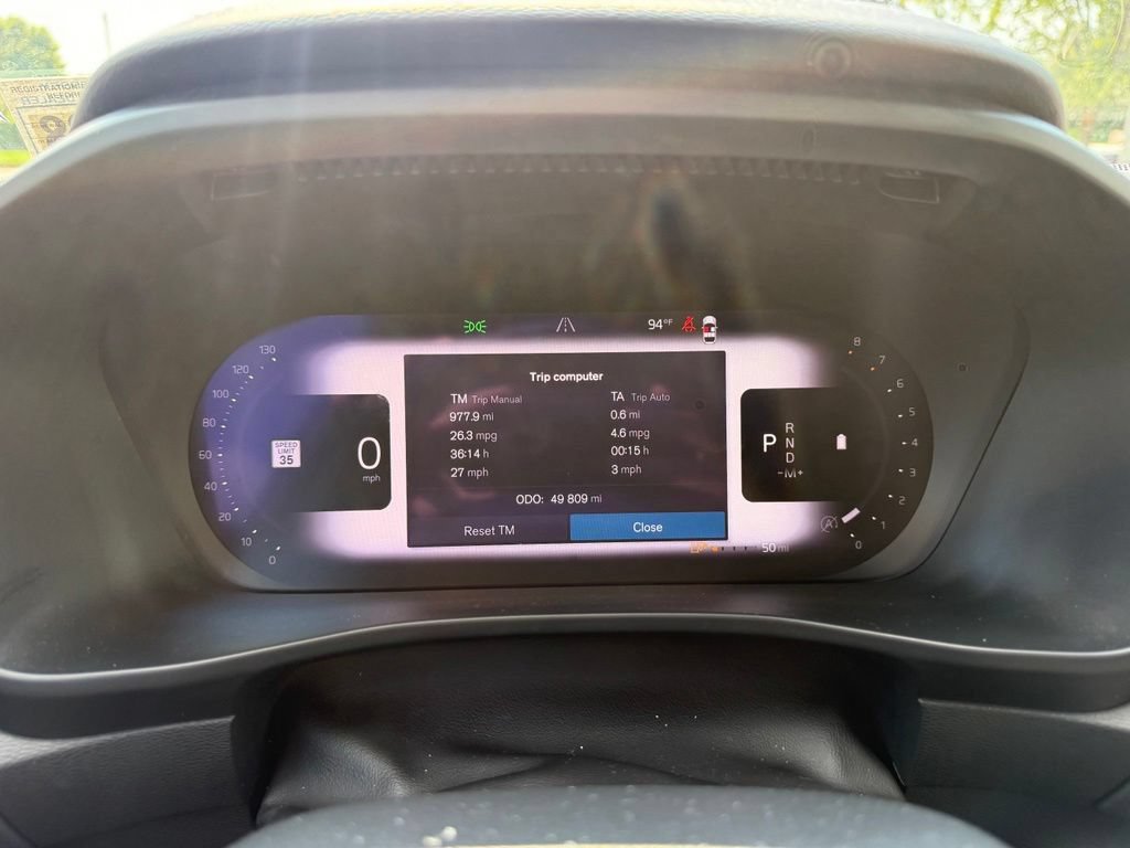Used 2023 Volvo XC40 B5 Ultimate w/ Climate Package AWD/4WD image 7
