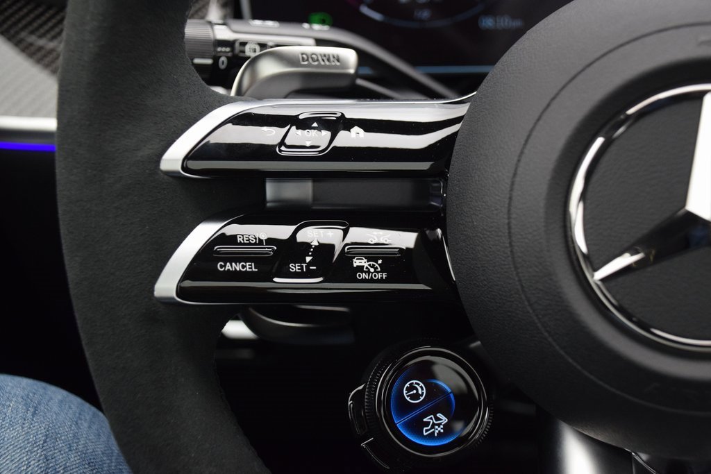 New 2025 Mercedes-Benz GLC 63 AMG S image 22