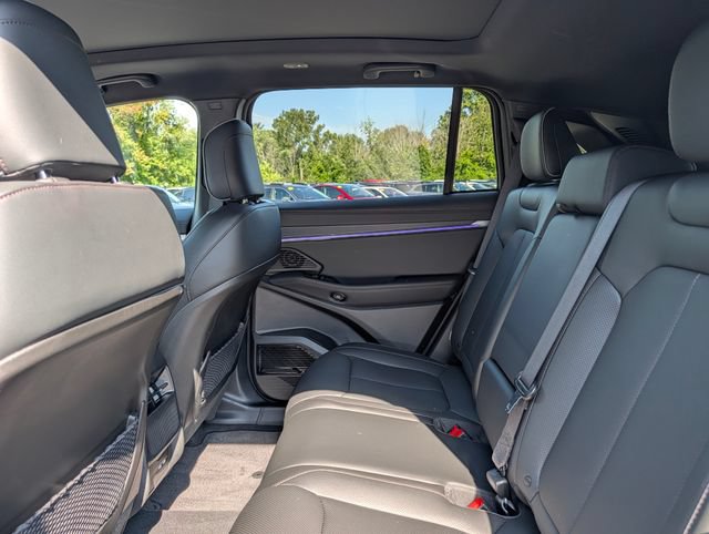 Used 2025 Jeep Wagoneer S Limited AWD/4WD image 17