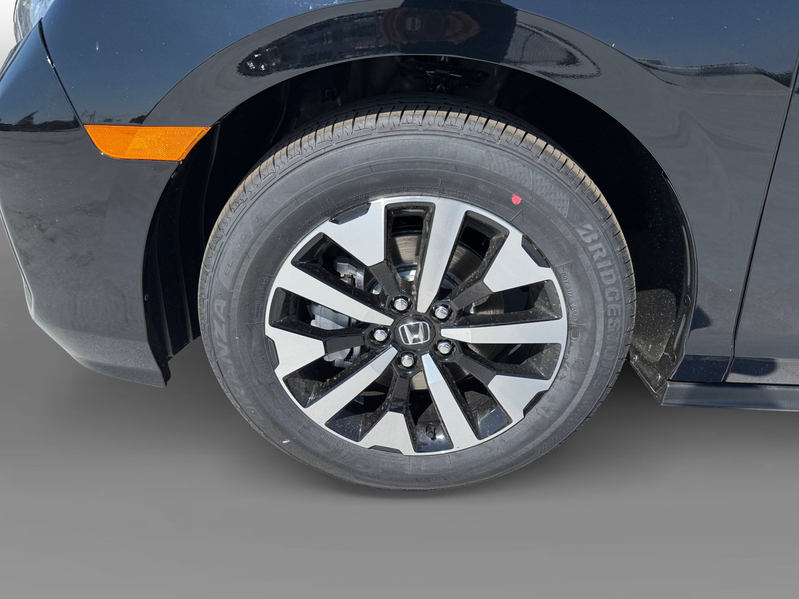 New 2026 Honda Odyssey EX-L image 9