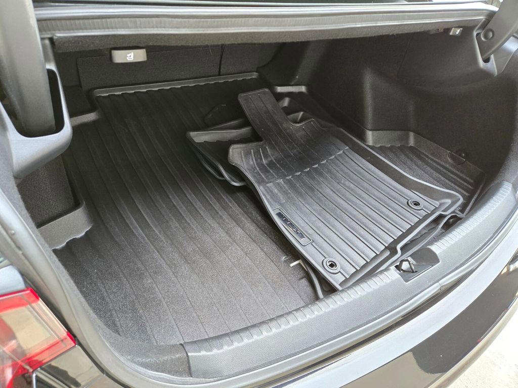 Certified 2023 Acura TLX SH-AWD w/ Advance Package image 18