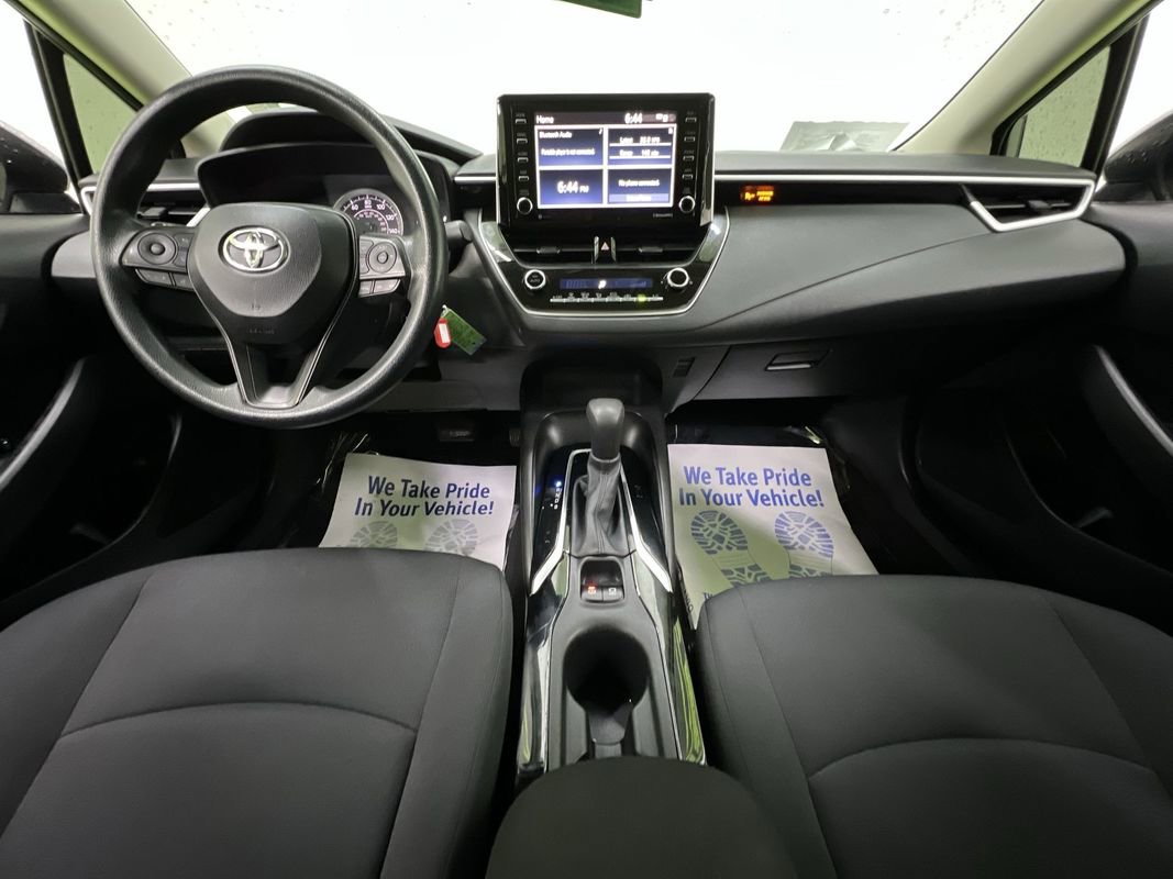 Used 2021 Toyota Corolla LE FWD image 18