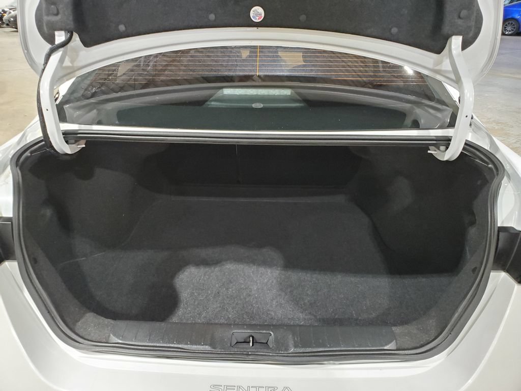 Used 2023 Nissan Sentra SV w/ SV Premium Package FWD image 35