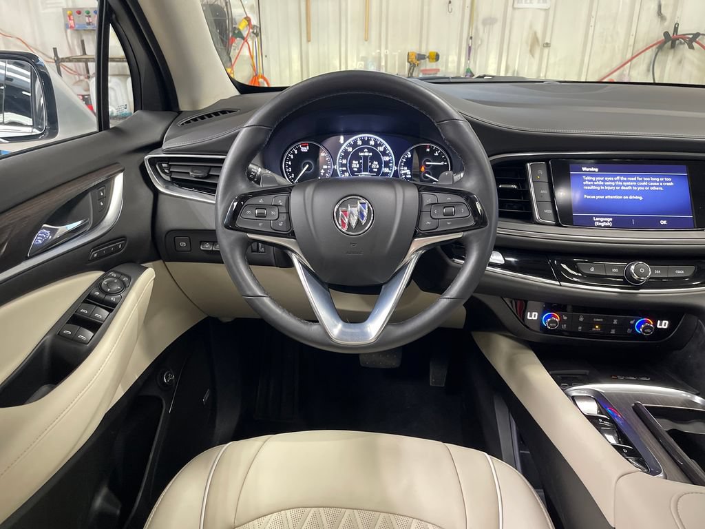 Used 2024 Buick Enclave Avenir w/ Avenir Technology Package AWD/4WD image 17