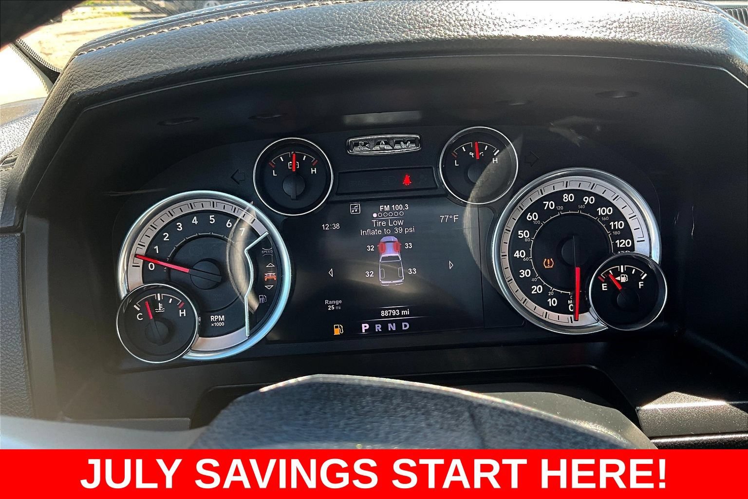 Used 2017 RAM 1500 Laramie AWD/4WD image 17