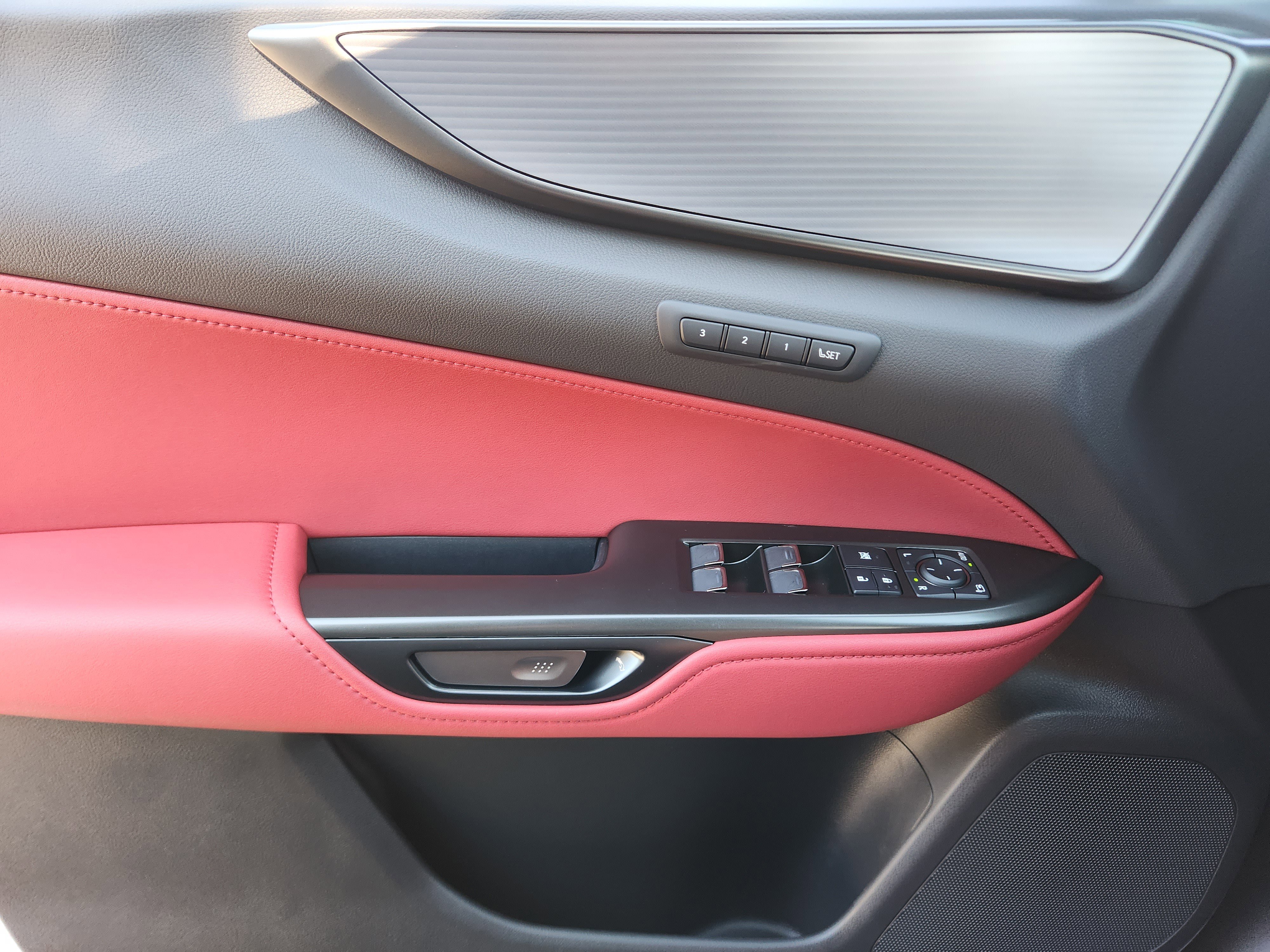 New 2026 Lexus NX 450h+ F Sport image 15