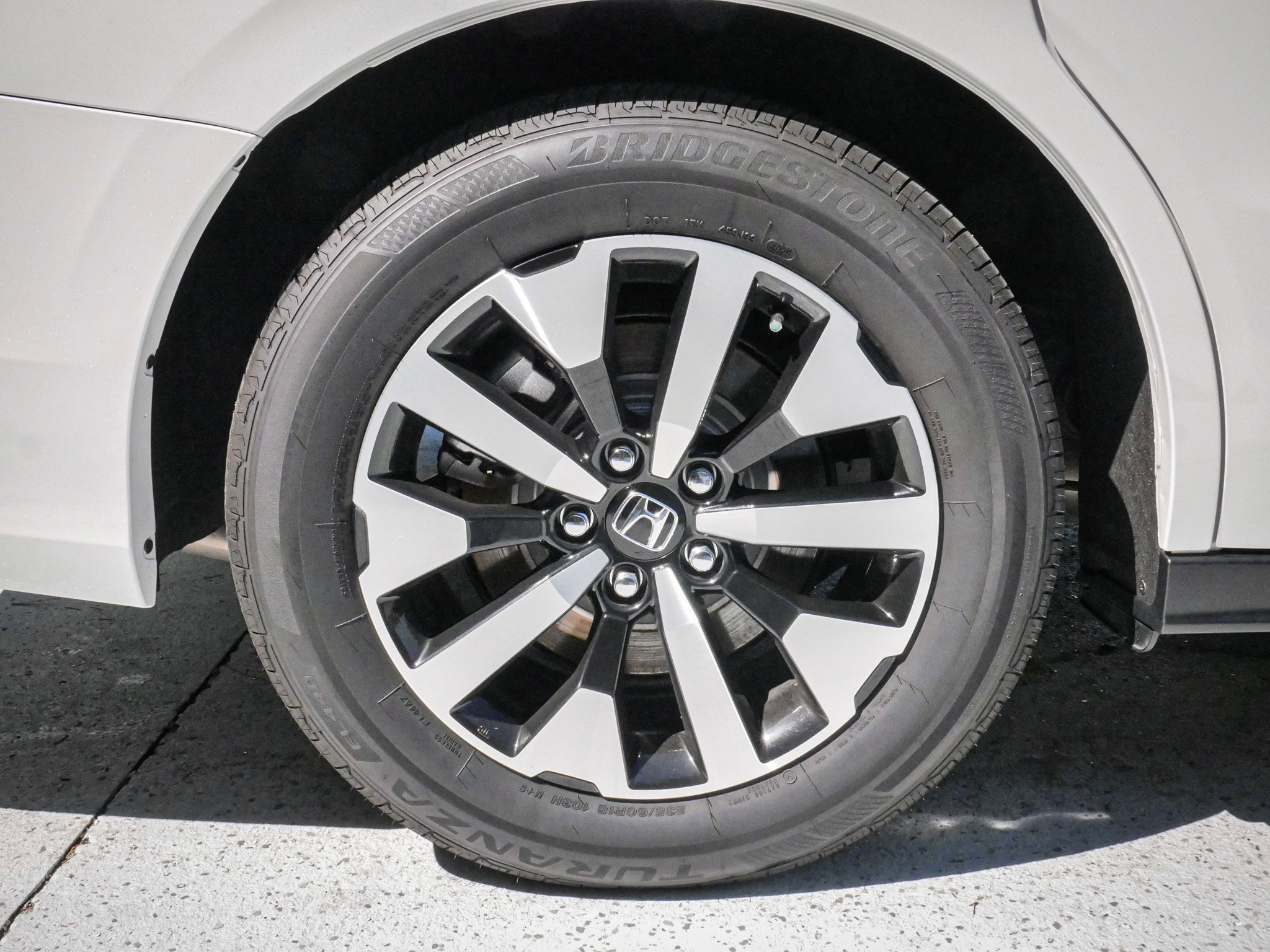 Used 2026 Honda Odyssey EX-L image 13