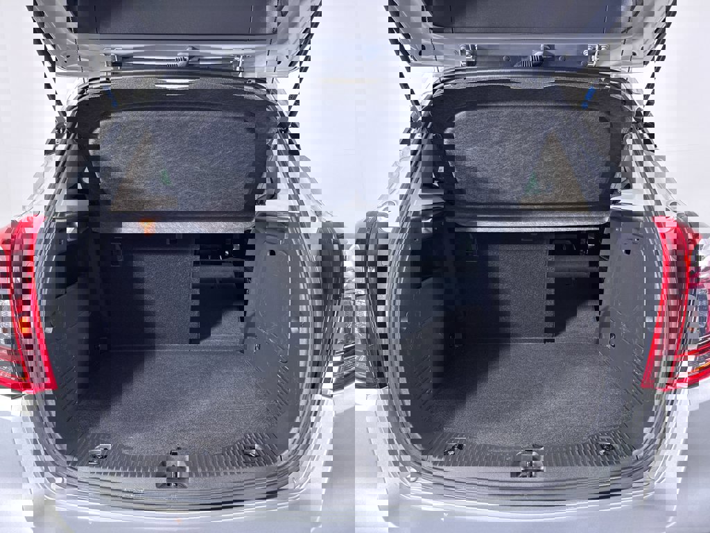 Used 2021 Buick Encore Preferred w/ Safety Package II image 6