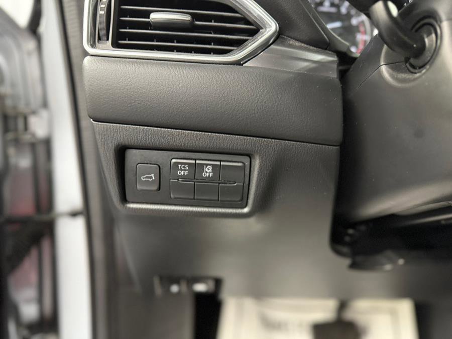Used 2019 MAZDA CX-5 Touring image 27
