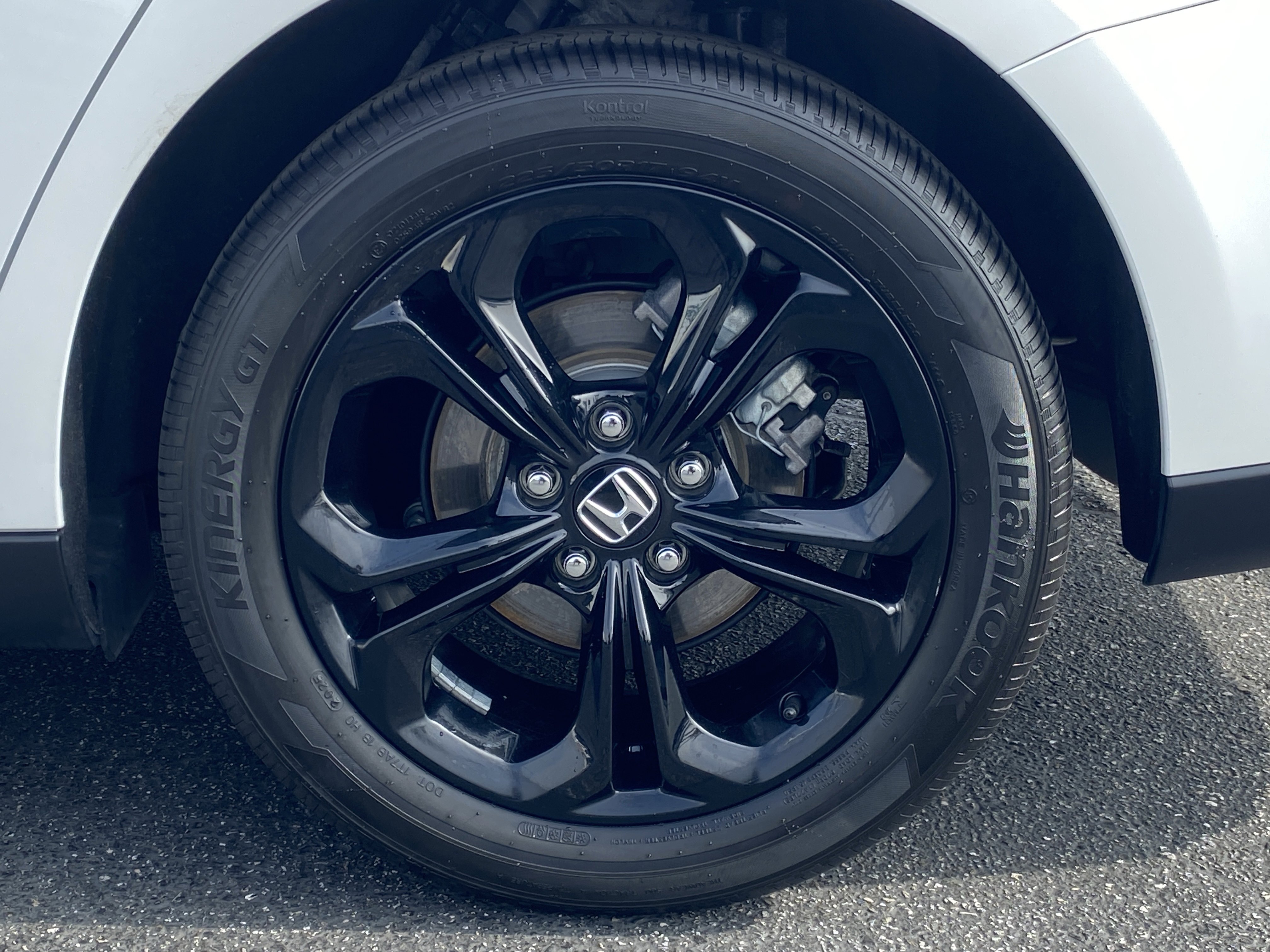 Certified 2025 Honda Accord SE image 7