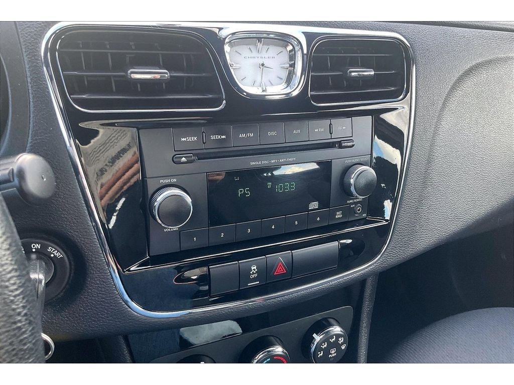Used 2014 Chrysler 200 LX image 23