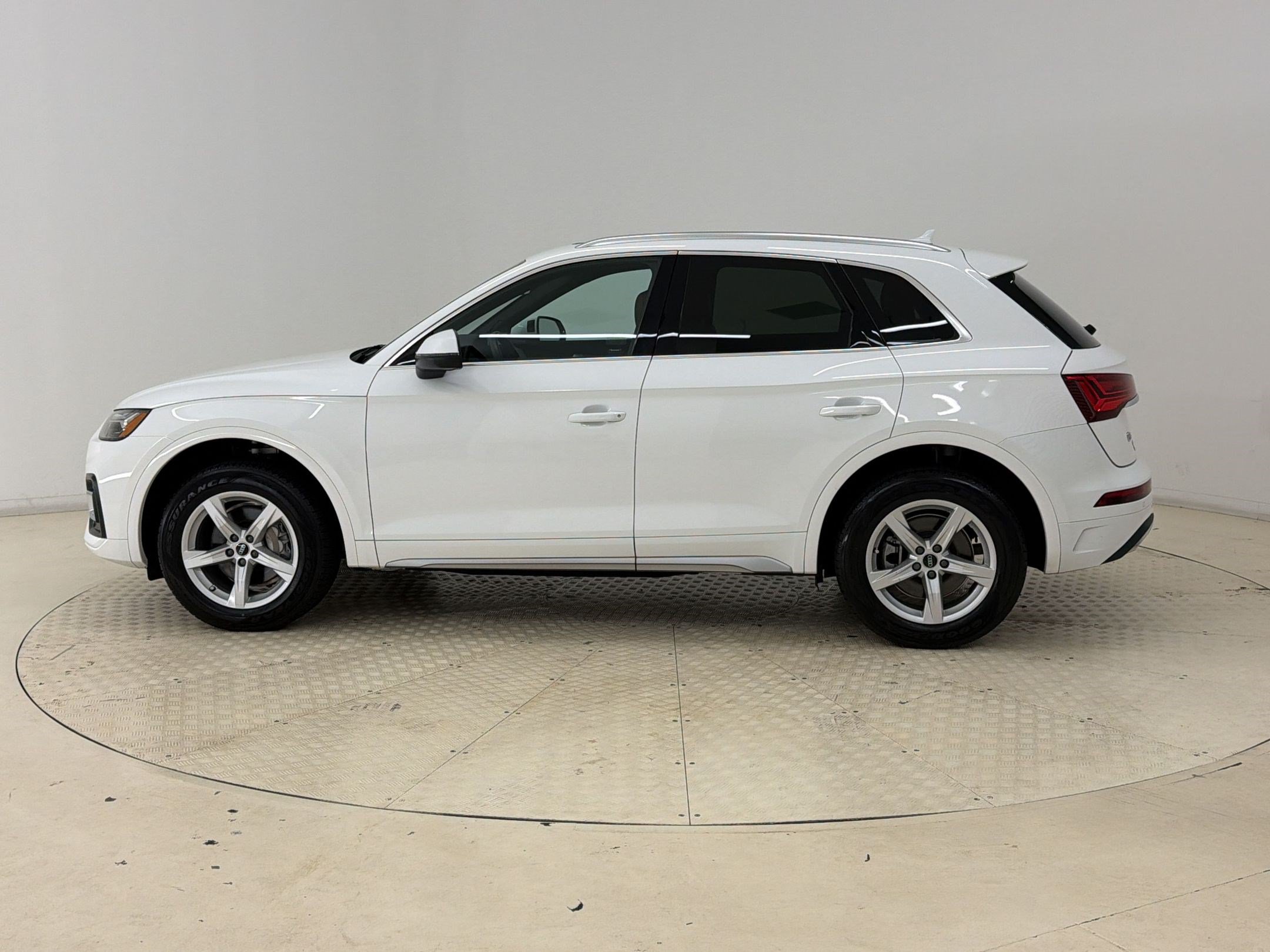 Used 2023 Audi Q5 2.0T Premium w/ Convenience Package AWD/4WD video 2