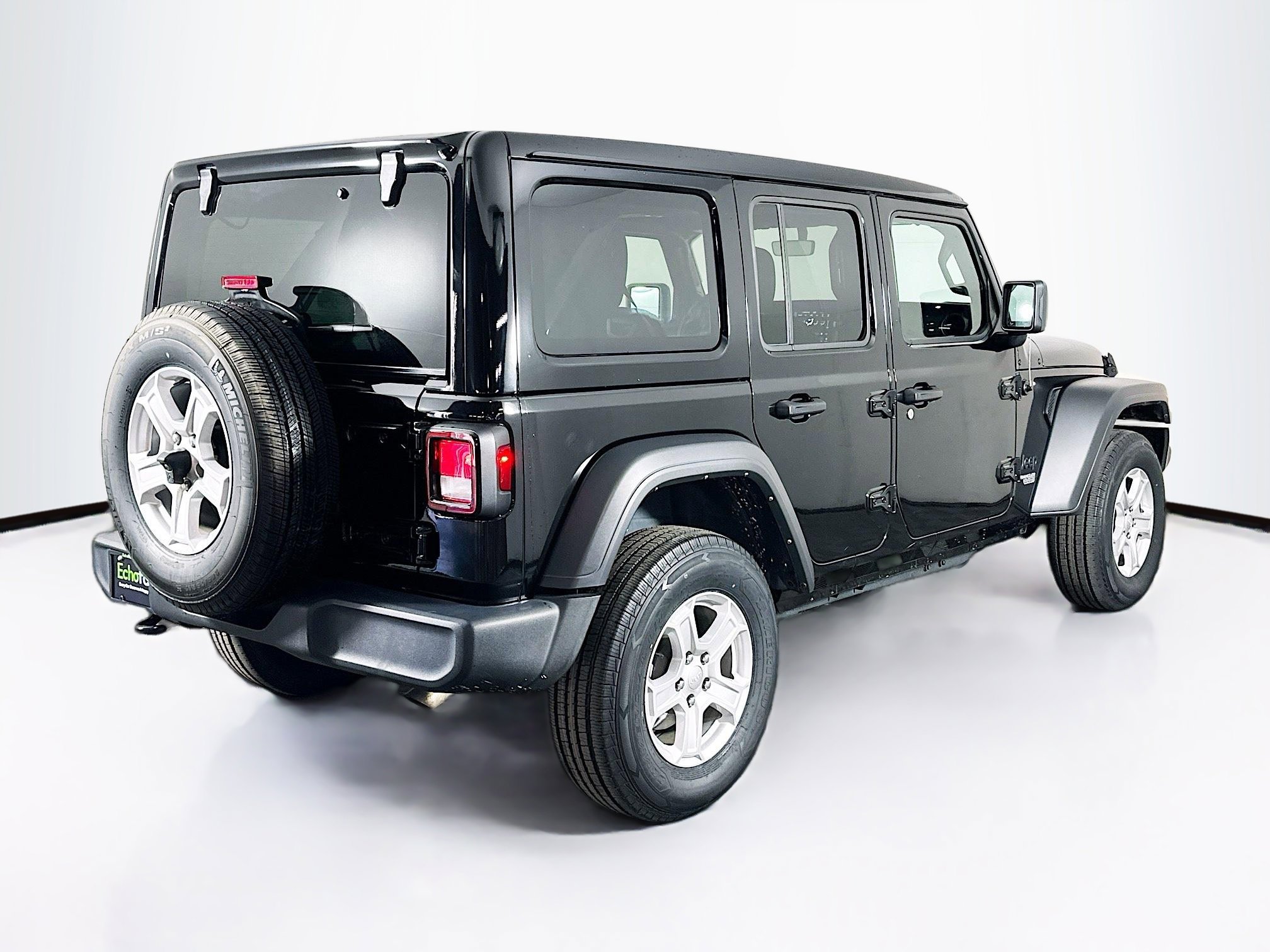 Used 2021 Jeep Wrangler Sport S w/ Sun And Sound Package image 9