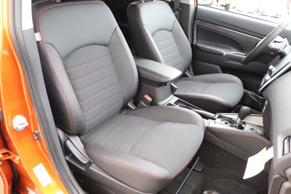 New 2026 Mitsubishi Outlander Sport SE image 12