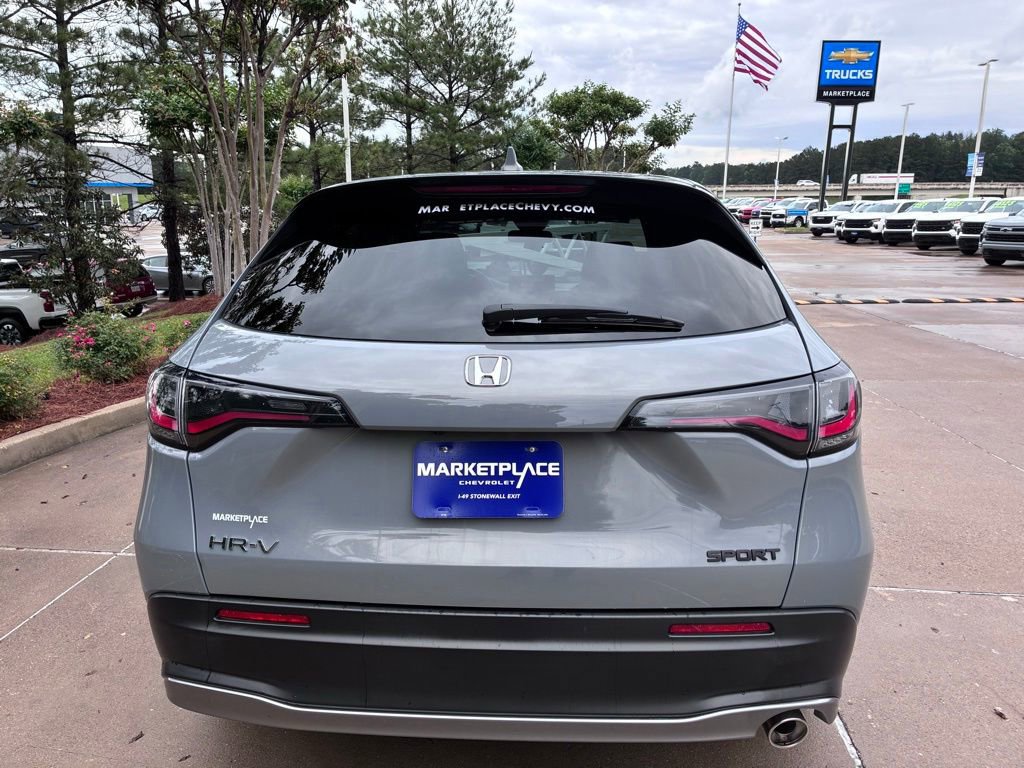 Used 2023 Honda HR-V Sport image 6