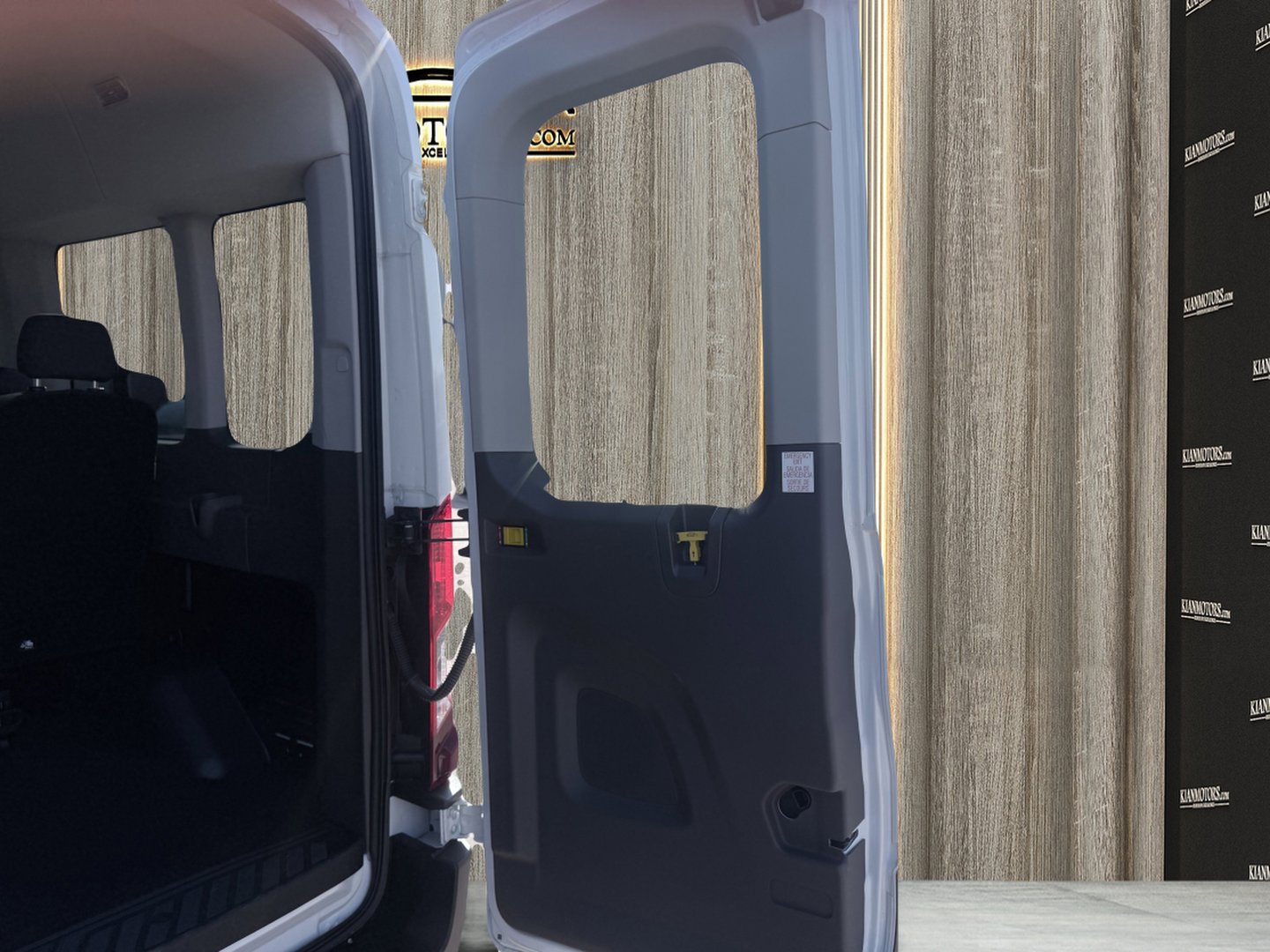 Used 2026 Ford Transit 350 XLT image 19