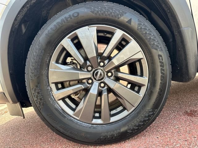 Used 2024 Nissan Pathfinder S image 28