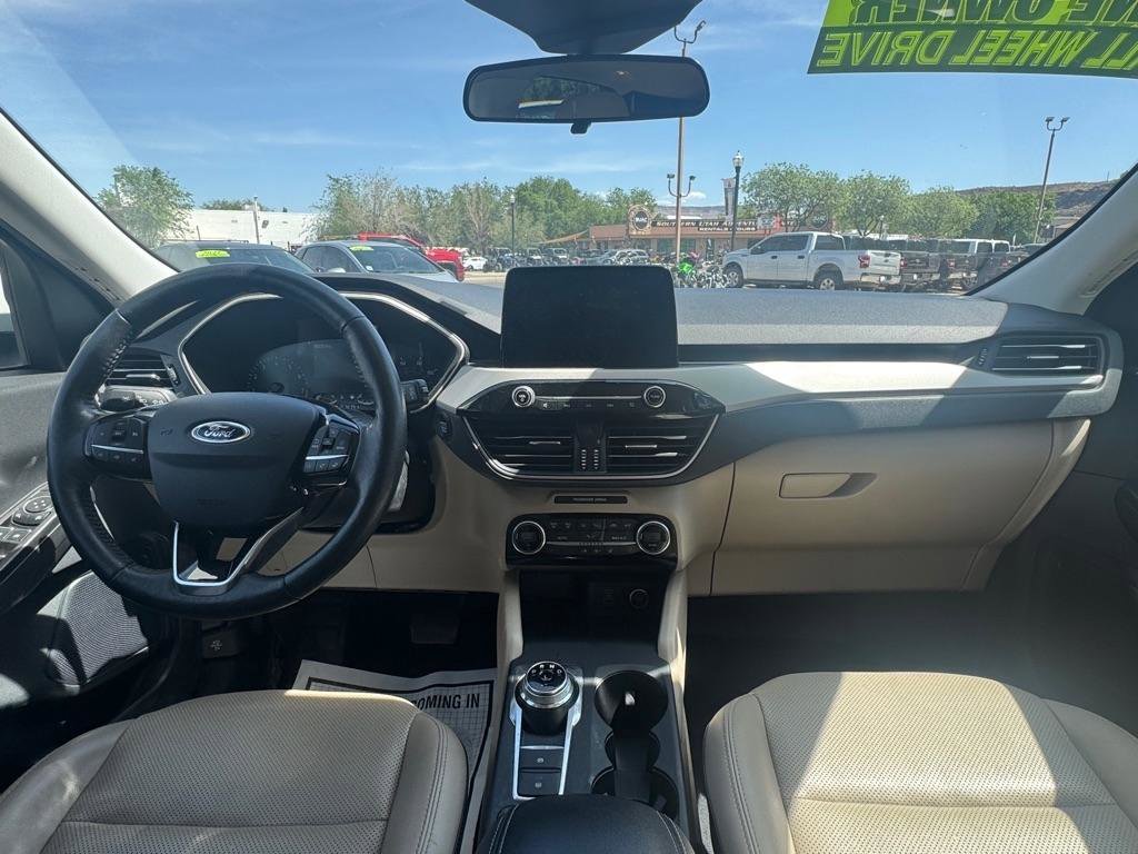 Used 2021 Ford Escape SEL image 14