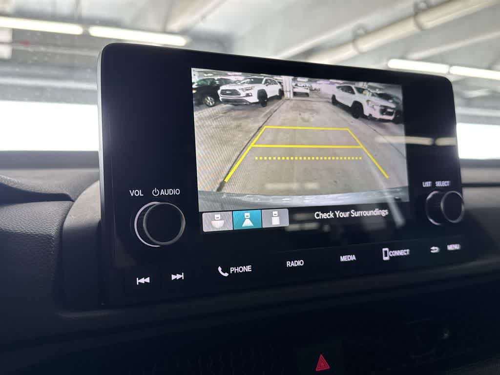 Used 2025 Honda CR-V LX image 18