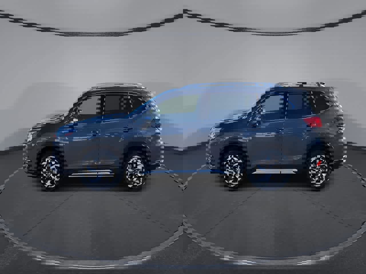 Used 2023 Subaru Forester Touring image 5