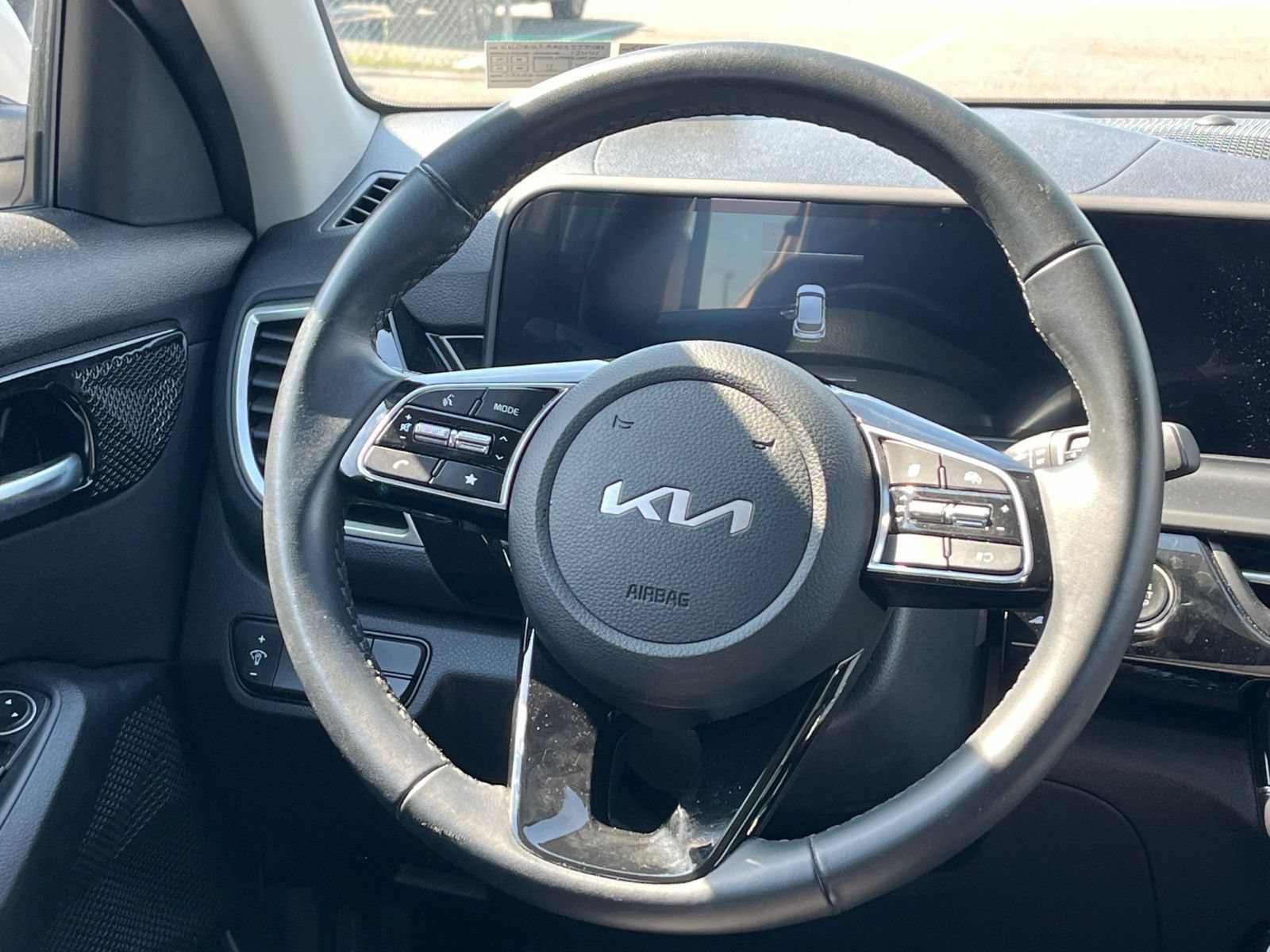 Used 2025 Kia Seltos S FWD image 28