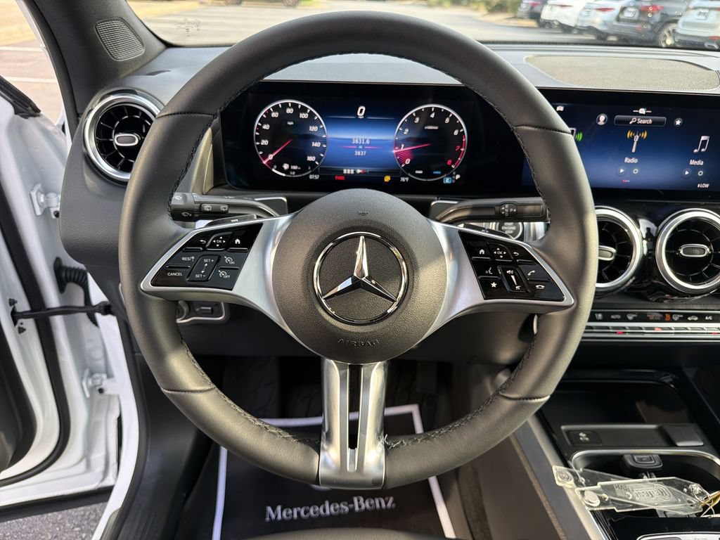 Certified 2026 Mercedes-Benz GLB 250 4MATIC image 29