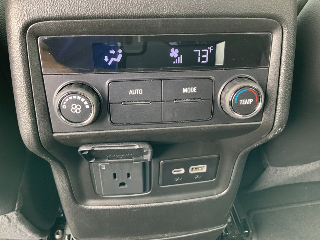 Used 2023 GMC Acadia SLT image 60