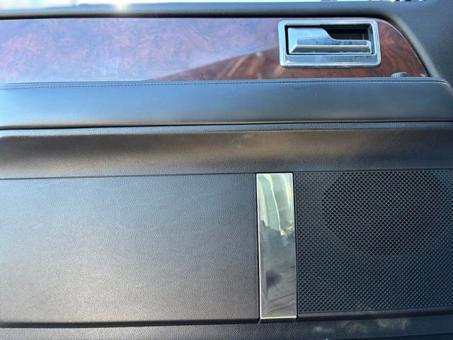 Used 2015 Lincoln Navigator 4WD image 14