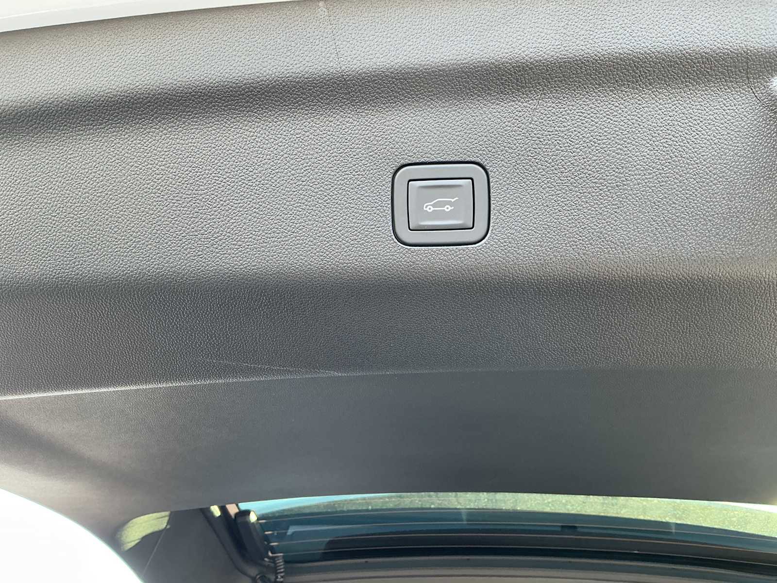 New 2026 GMC Yukon XL Denali Ultimate w/ LPO, Illumination Package image 36