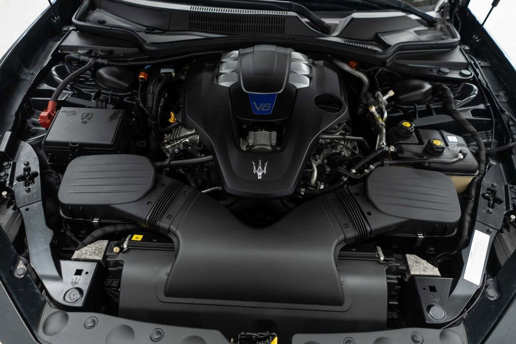 Used 2022 Maserati Ghibli Modena Q4 image 38