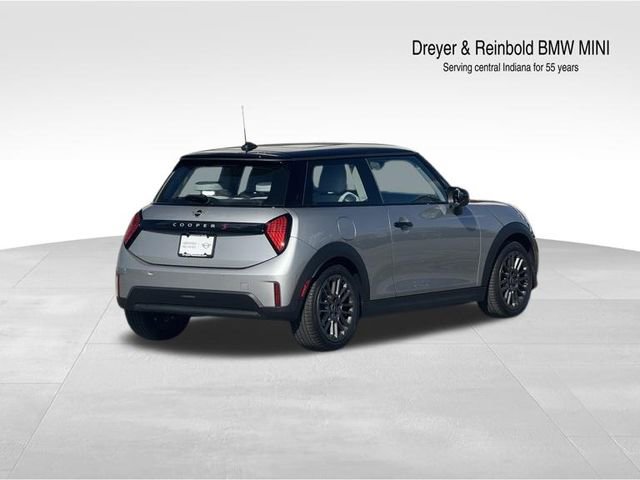 Certified 2025 MINI Cooper S image 4