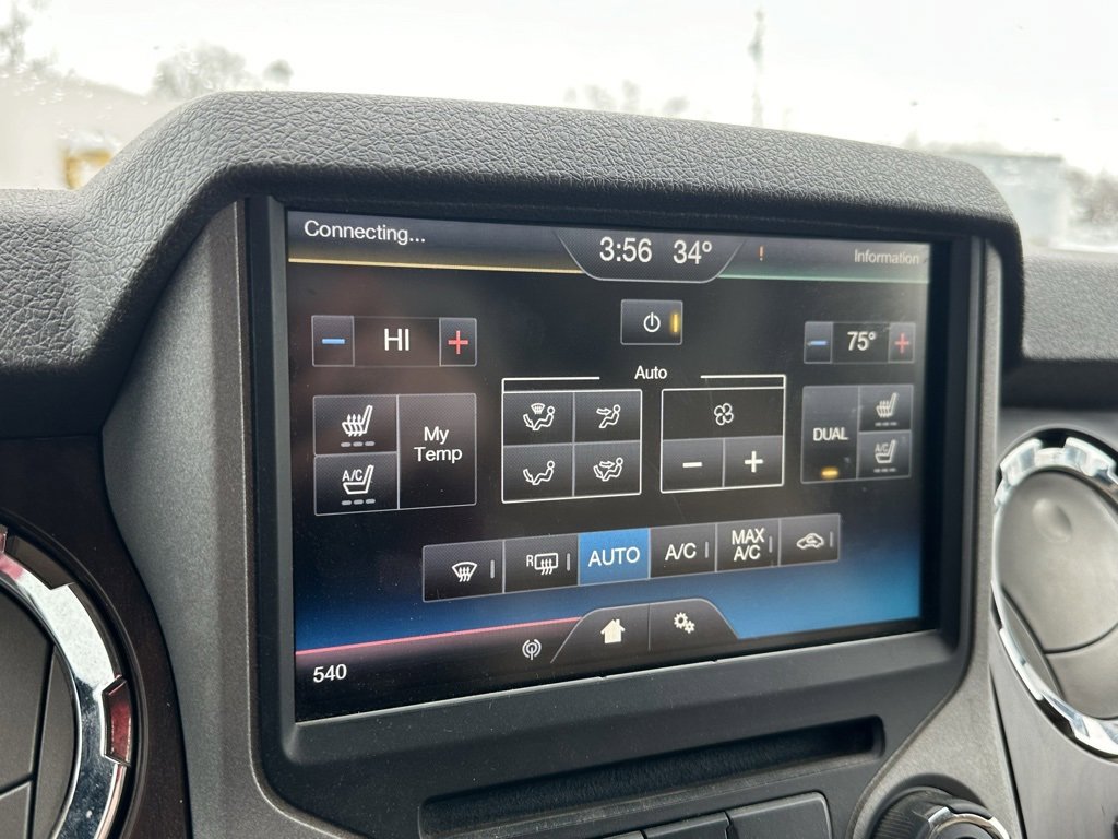 Used 2016 Ford F250 Lariat w/ Chrome Package image 28