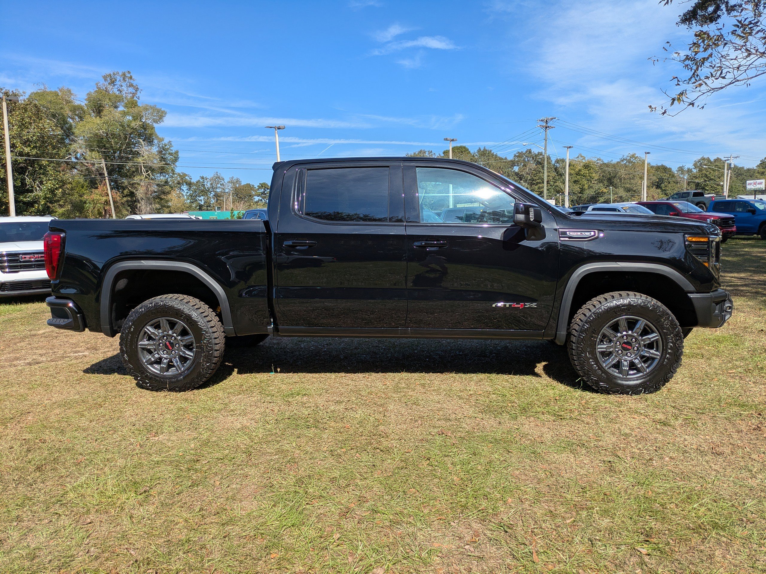 New 2026 GMC Sierra 1500 AT4X image 3