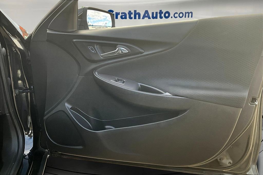 Used 2024 Chevrolet Malibu LT image 26