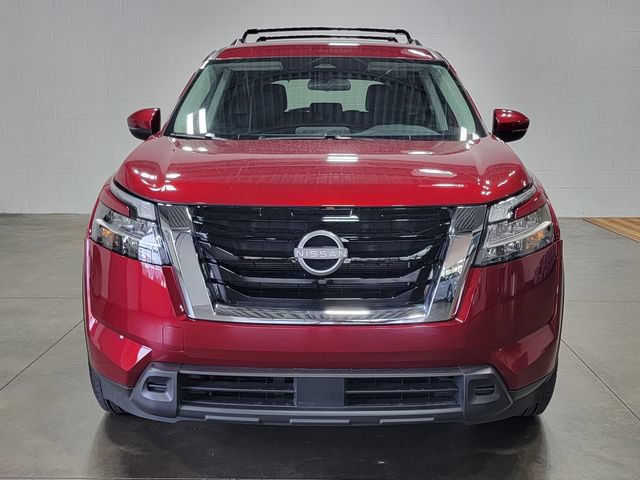 Used 2022 Nissan Pathfinder SV w/ Cargo Package AWD/4WD image 3