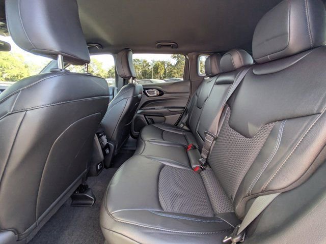 New 2026 Jeep Compass Latitude image 12