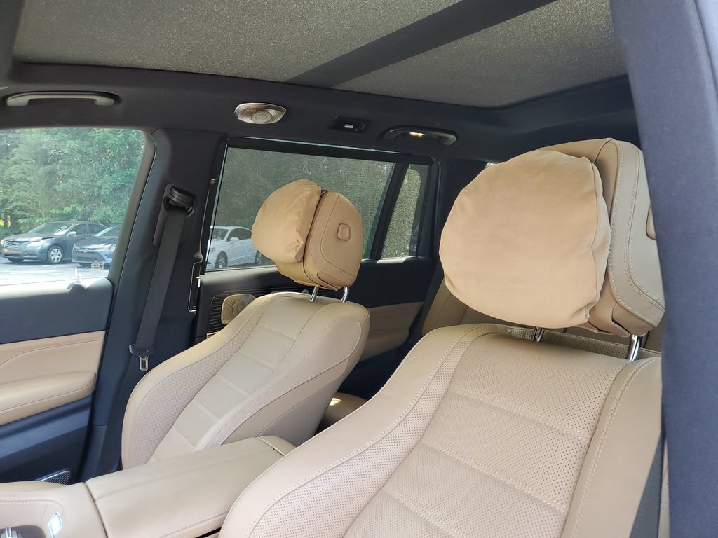 Used 2025 Mercedes-Benz GLS 580 4MATIC image 18