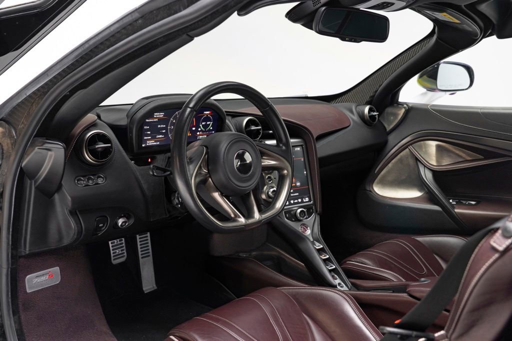 Used 2018 McLaren 720S Performance image 2